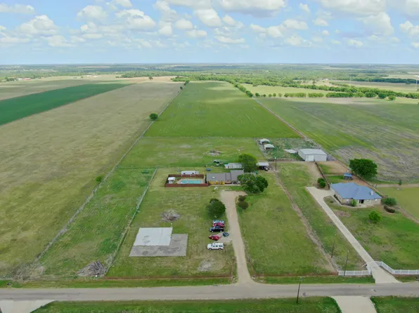 430 Carter Rd, Italy, TX 76651