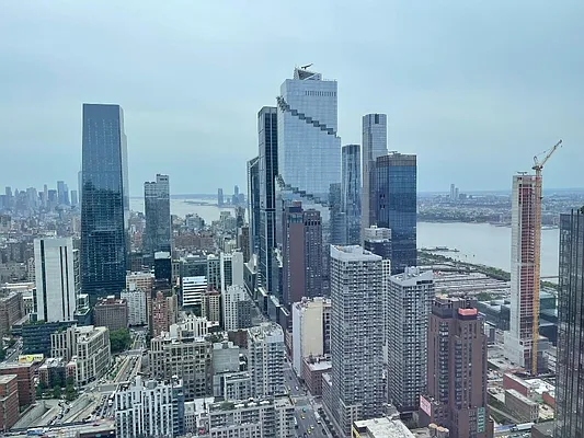 Rented by Corcoran | media 19