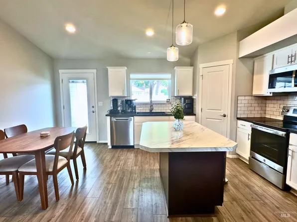 2033 Springsnow Ct, Clarkston, WA 99403