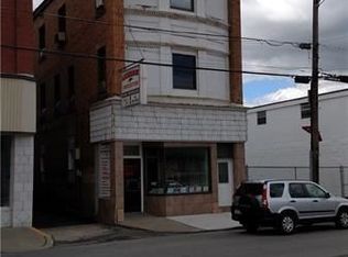 944 4th Ave, Coraopolis, PA 15108