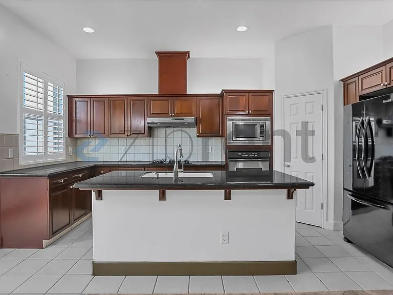 5743 W Chennault Ave — Photo 20