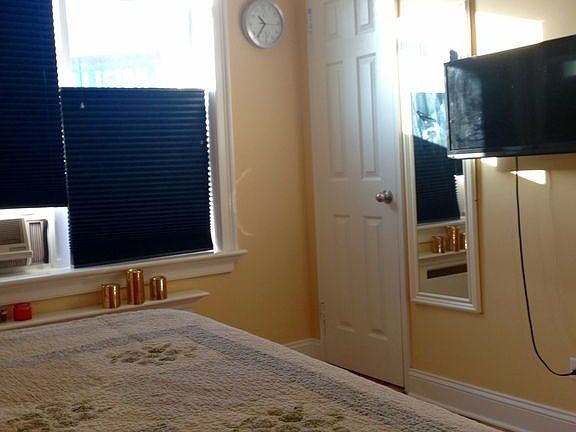 5th image of 75-10 Yellowstone Blvd APT 2L