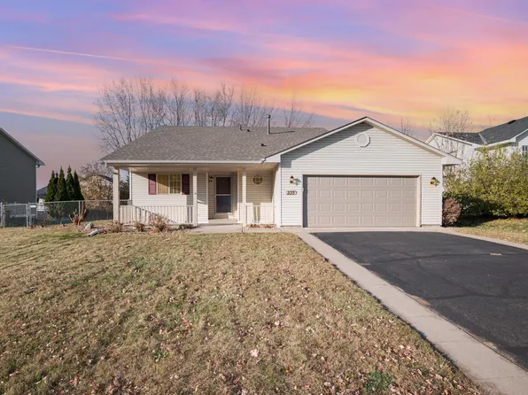 335 Bluestem Ave, Shakopee, MN 55379