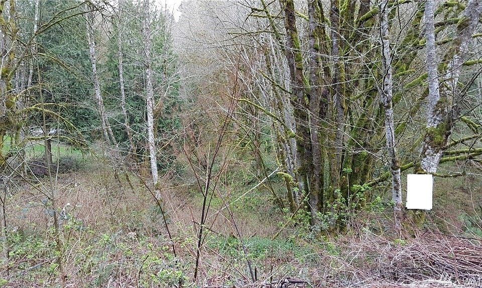 2nd image of 2633 NE Strand Rd