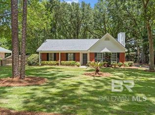 10251 Windmill Rd, Fairhope, AL 36532