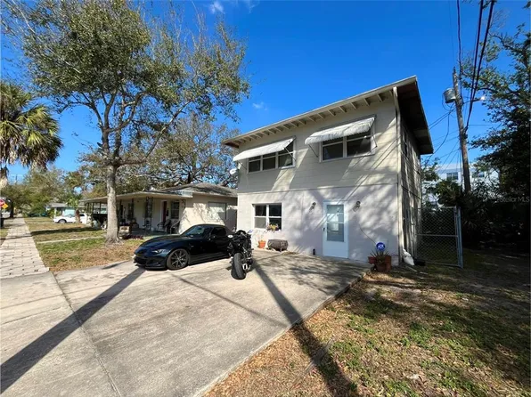 1829 10th St N, St Petersburg, FL 33704