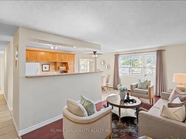 264 Oakdale Ave #211, Saint Catharines, ON L2P 2K4