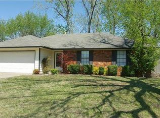 112 W Southpark St S, Broken Arrow, OK 74011