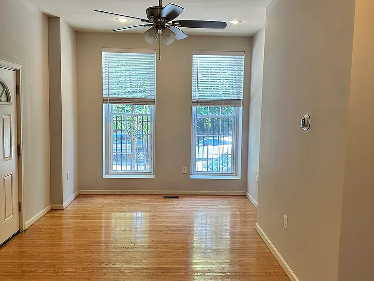 1816 N Calvert St #1 — Photo 6