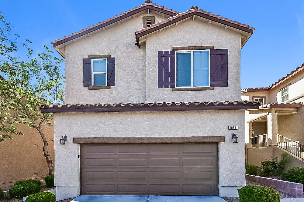 3 bed, 2.5 bath, 1365 sqft, $2,275 — Photo 1