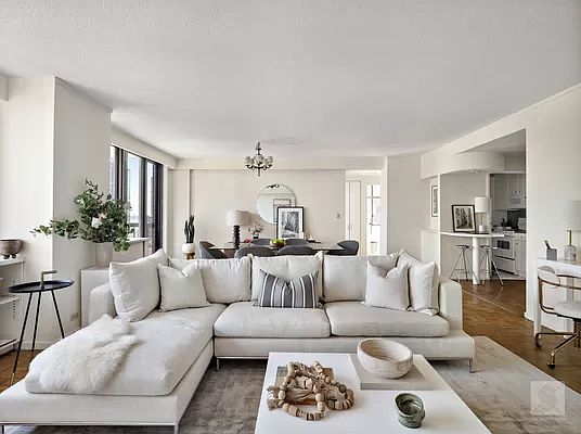 2nd image of 300 E 54th St #18BC