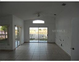 3rd image of 3277 Brewster Dr