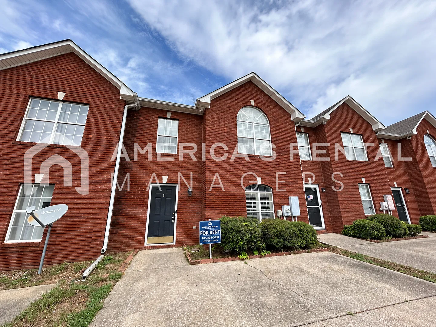 Town home for Rent in Helena, AL! — Photo 1