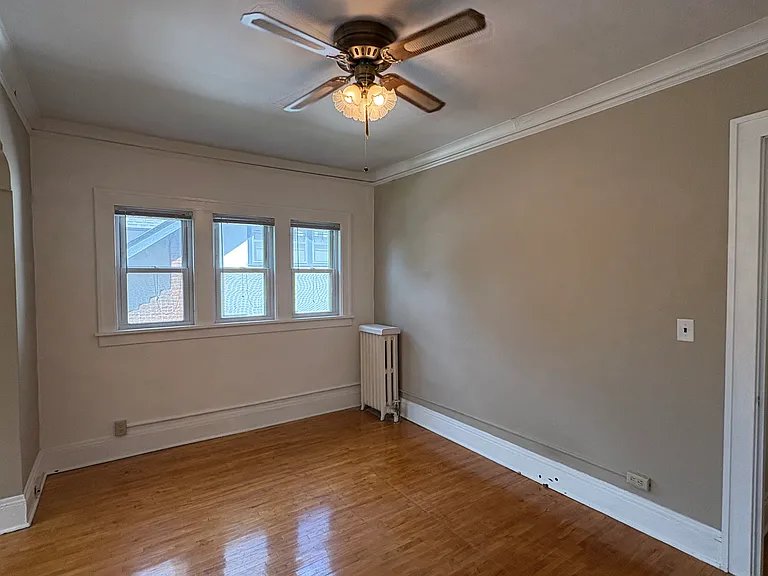 3545 Emerson Ave S — Photo 5