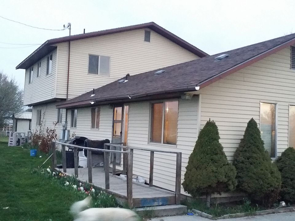 2nd image of 423 E 6th St