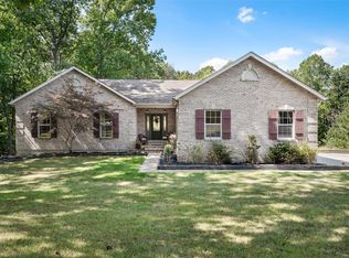 2249 Timber Valley Dr, Pacific, MO 63069