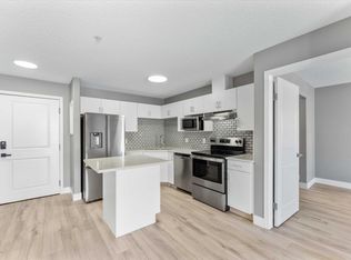 Park Place (Eaux Claires), Edmonton, AB T5Z 3V3