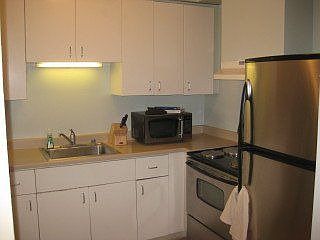 4th image of 97 E Saint James St APT 43