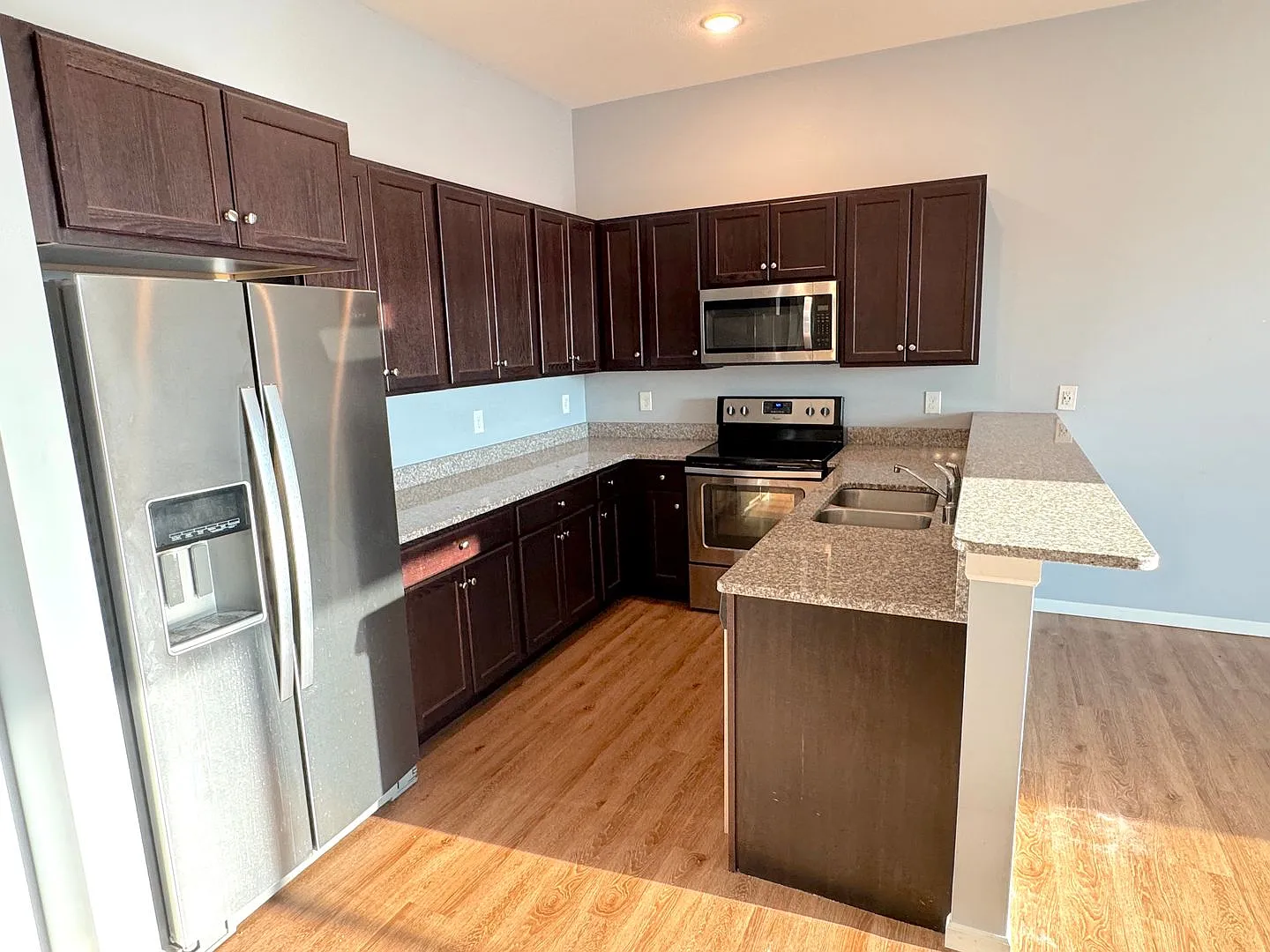 Pine Island Apartments — Photo 2