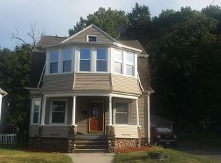 72 Hitchcock St, Holyoke, MA 01040