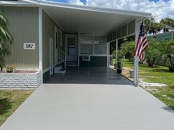 4th image of 387 Jewelwood Ln