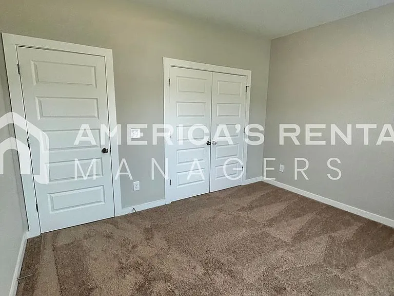 10317 Middleton Rd — Photo 37
