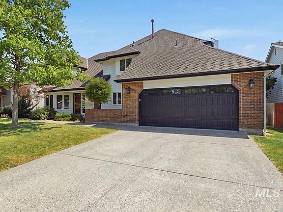 2nd image of 387 E Fairbrook Dr