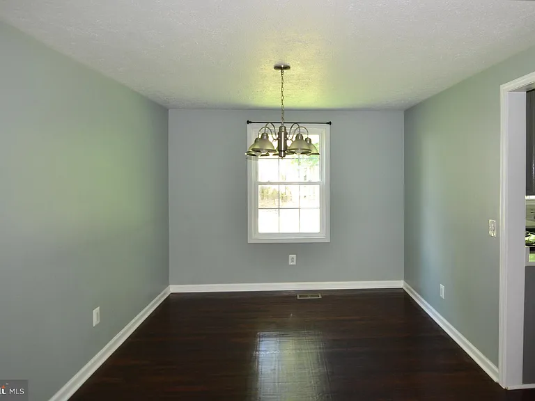 17312 Amity Dr — Photo 7