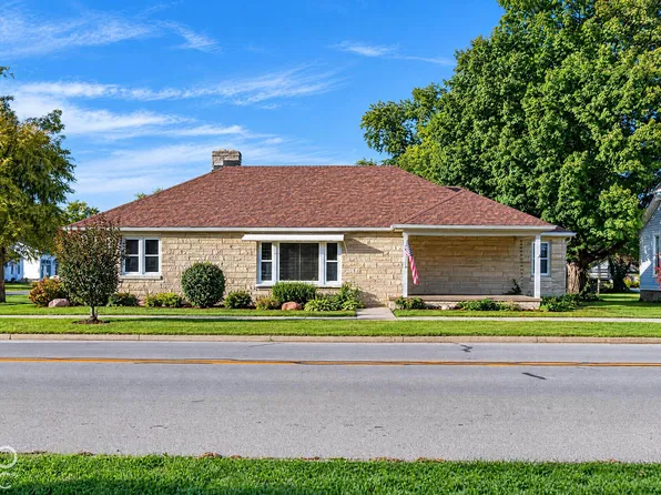 124 W Main St, Ladoga, IN 47954