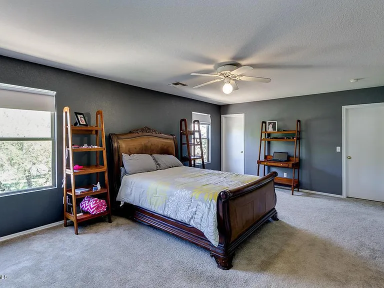 620 E Banelli Pl — Photo 17