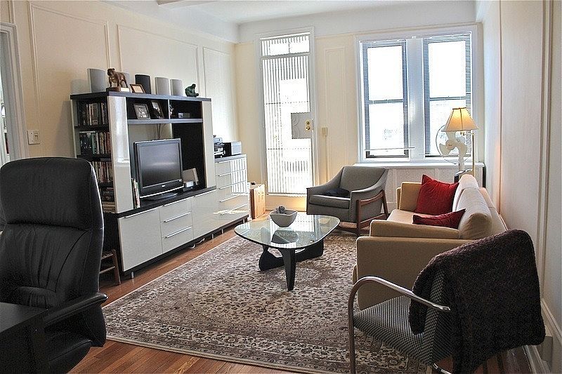 1st image of 41 W 72nd St APT 18B