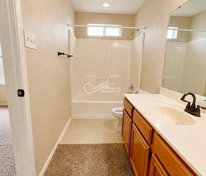 4602 Greyhound Dr — Photo 10