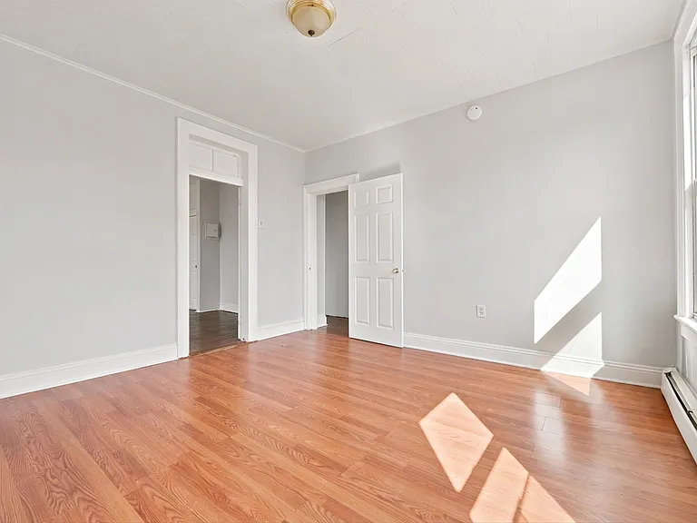25 W 19th St #2 — Photo 8
