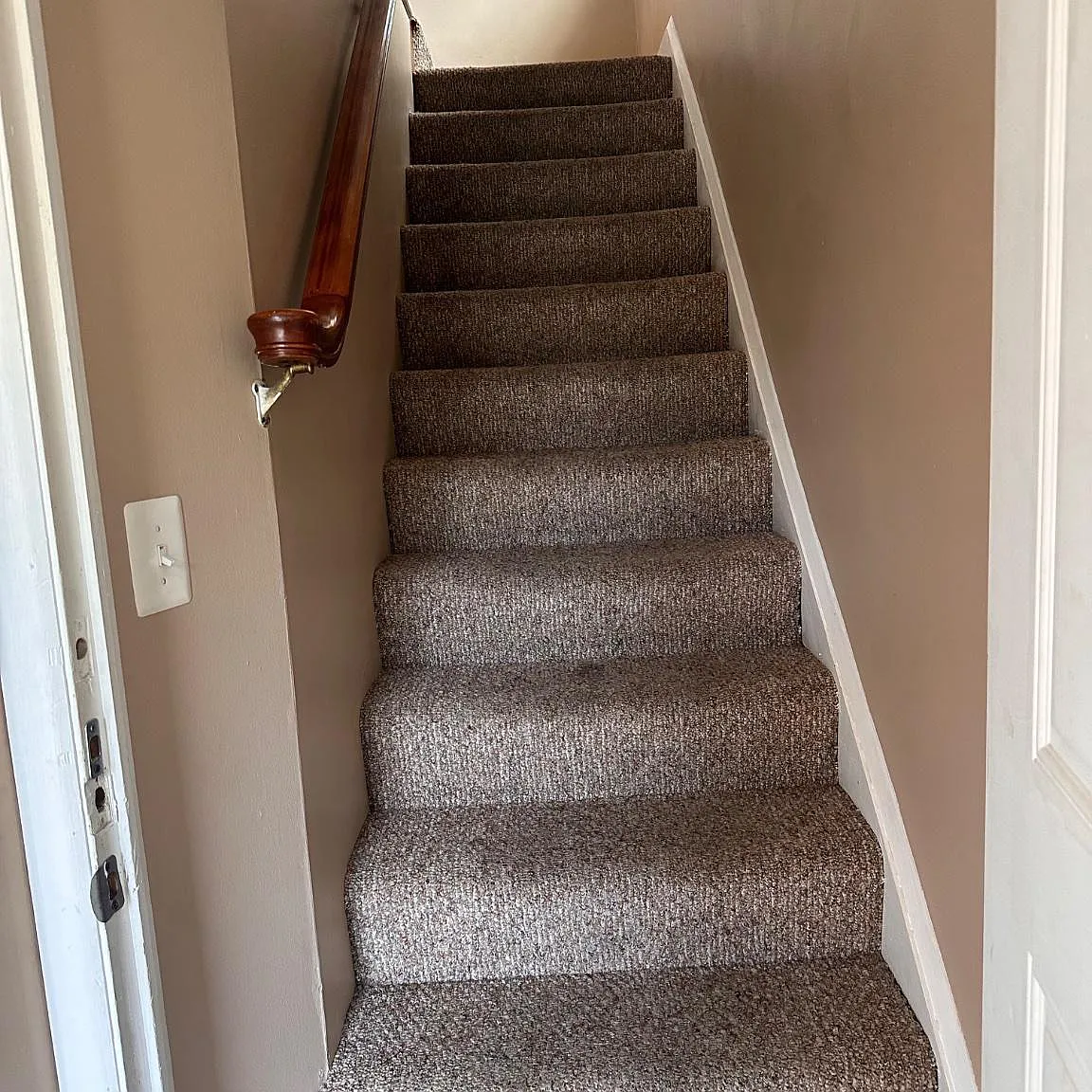 2 bed, 1.0 bath, 1000 sqft, $1,025 — Photo 2