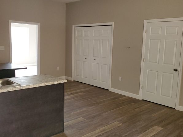 567 Dupont Rd #10
