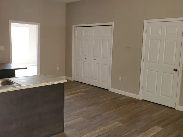 567 Dupont Rd #10, Morgantown, WV 26501