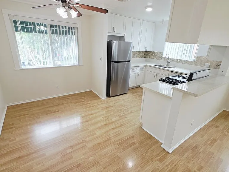 319 Concord St — Photo 3