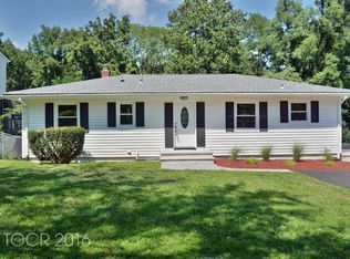 10 Kakeout Rd, Butler, NJ 07405