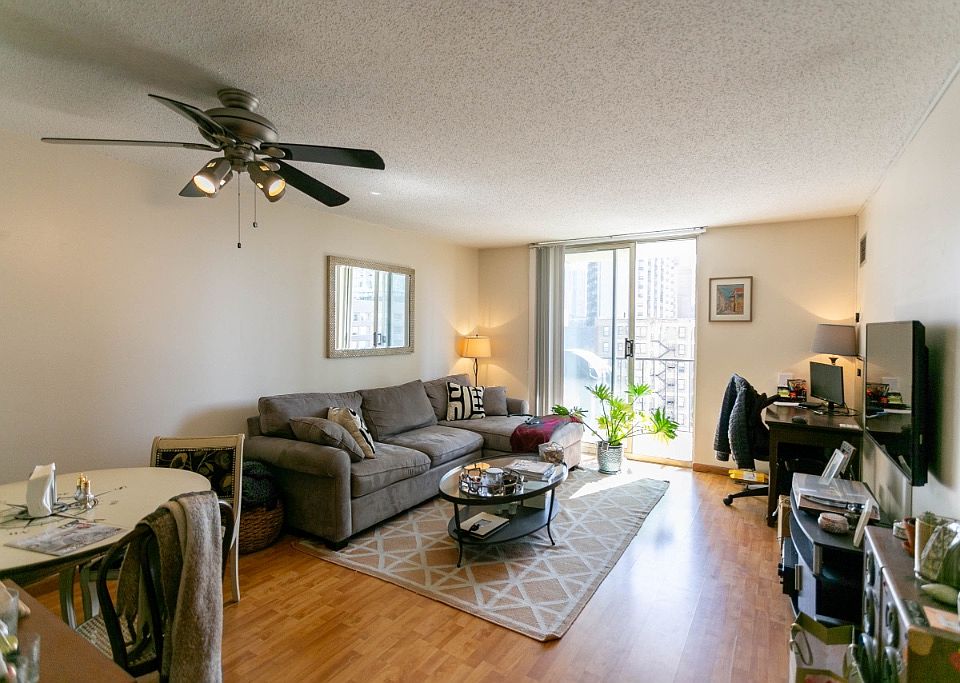 1st image of 1212 N Lasalle St #705