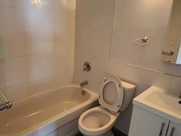 470 Sentinel Rd — Photo 34