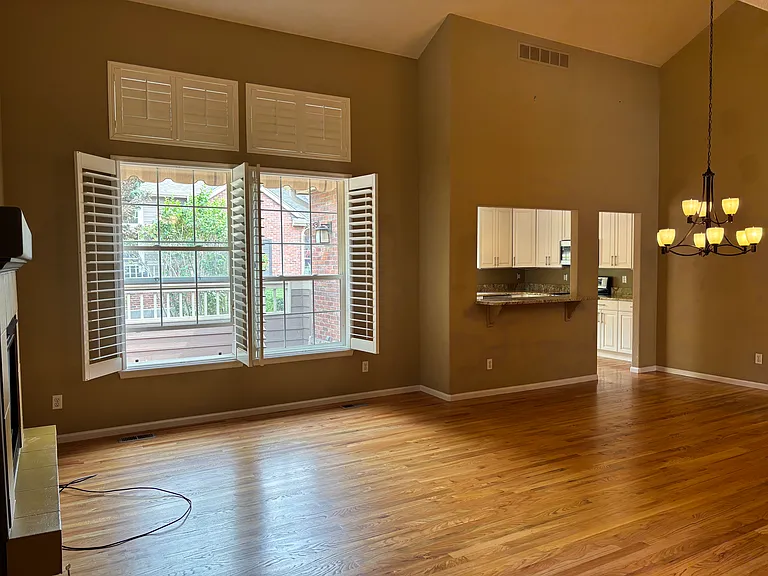 8038 E Fairmount Dr — Photo 15