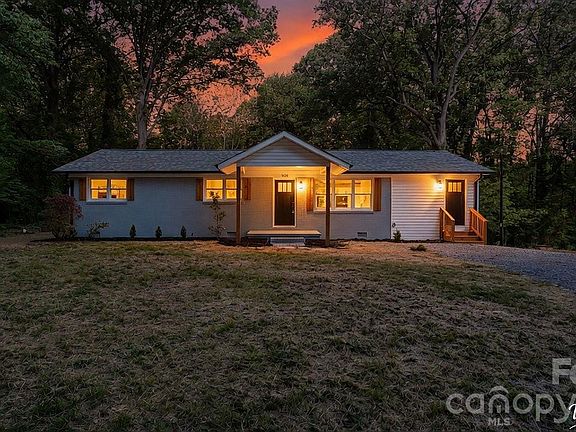 4th image of 520 Summerow Rd