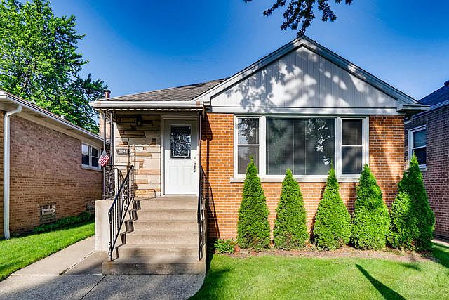 1st image of 5041 N Melvina Ave