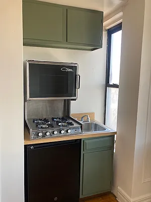 Rented by Garfield Realty  | media 4