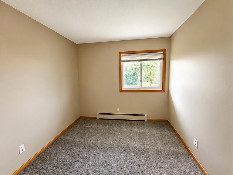 7700 Bloomington Ave South — Photo 12