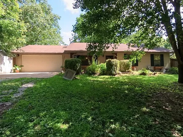 5515 Private Road 1200, West Plains, MO 65775