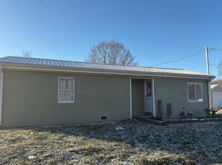 1413 E Hornettown Rd, Morgantown, IN 46160