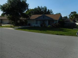 106 Edgewater Cir, Sanford, FL 32773