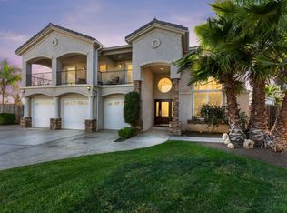 2213 E Eclipse Ave, Fresno, CA 93720