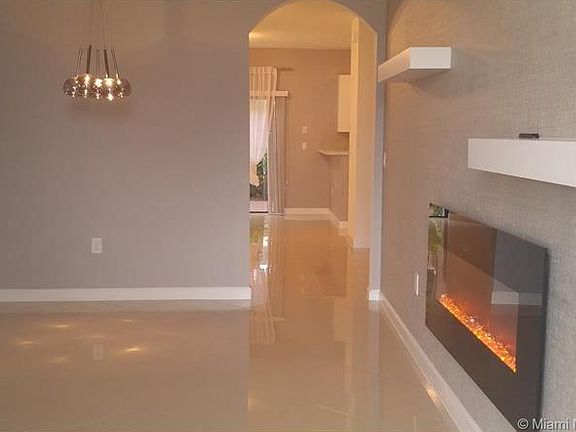 3rd image of 10361 NW 89th Ter